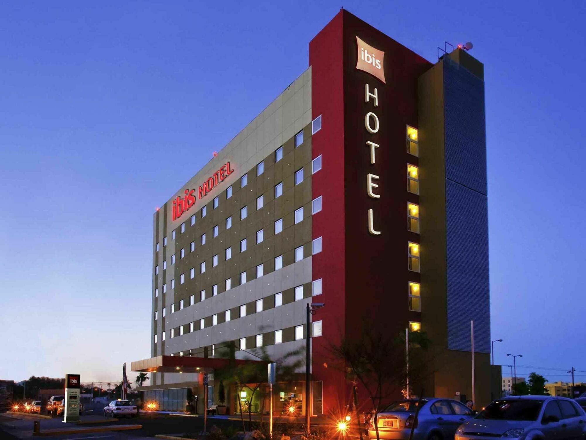 Ibis Hermosillo Eksteriør bilde